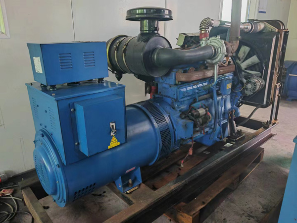 吉安100kW柴油发电机组使用多级机油有哪些优缺点？